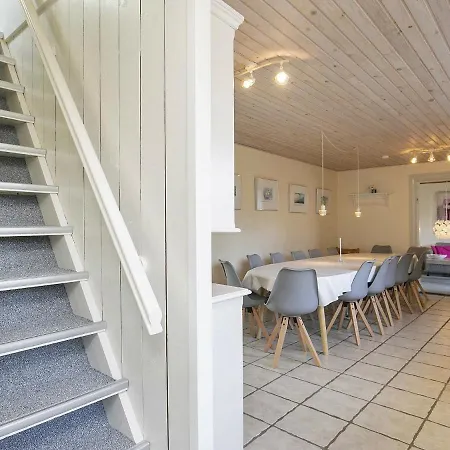 14 Person Holiday In R Sk Bing 펜션 Ærøskøbing