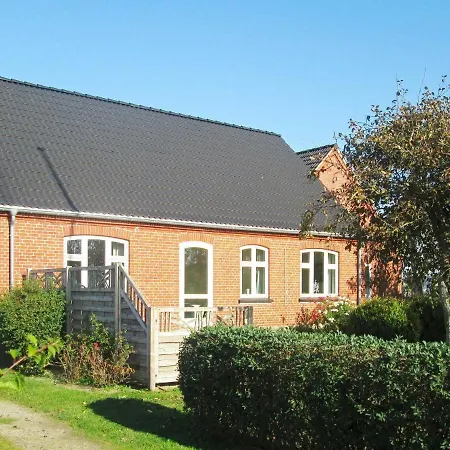 14 Person Holiday In R Sk Bing 펜션 Ærøskøbing