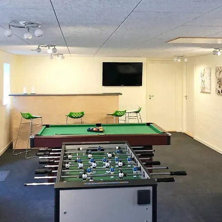 14 Person Holiday In R Sk Bing 펜션 Ærøskøbing